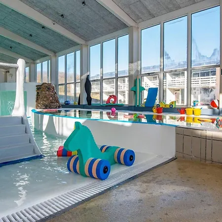 Premium With Loft In Lägenhet Ringkøbing