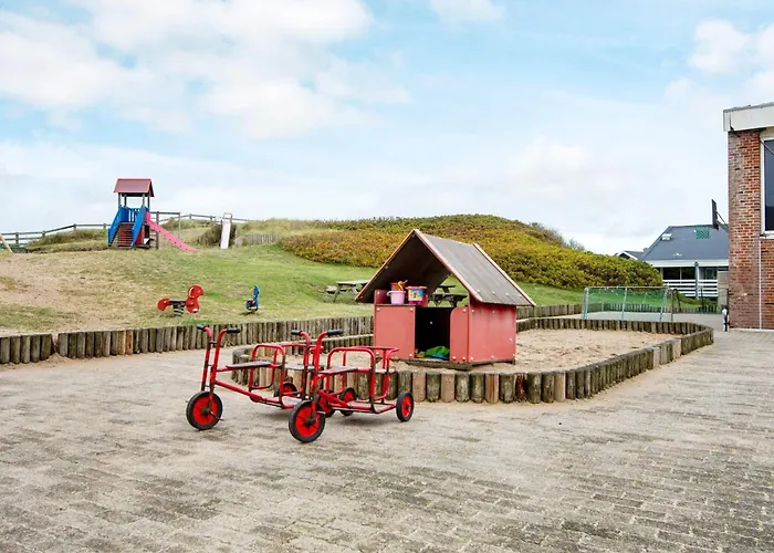 Premium With Loft In Lägenhet Ringkøbing