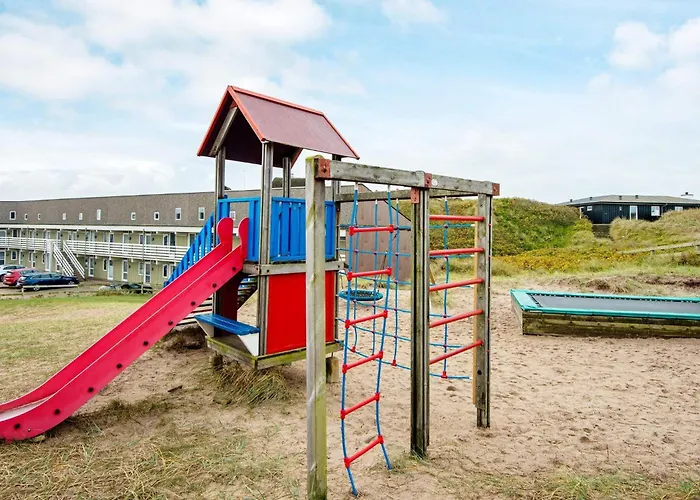 Premium With Loft In Lägenhet Ringkøbing