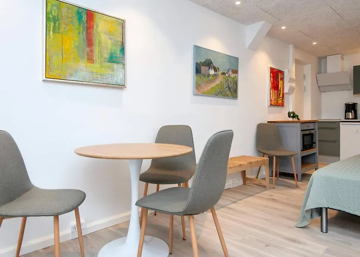 Premium With Loft In Lägenhet Ringkøbing